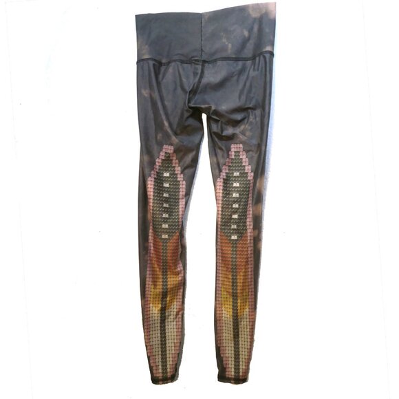 Teeki Stacked Marble Chevron Print Leggings, size X-Small - Picture 2 of 6